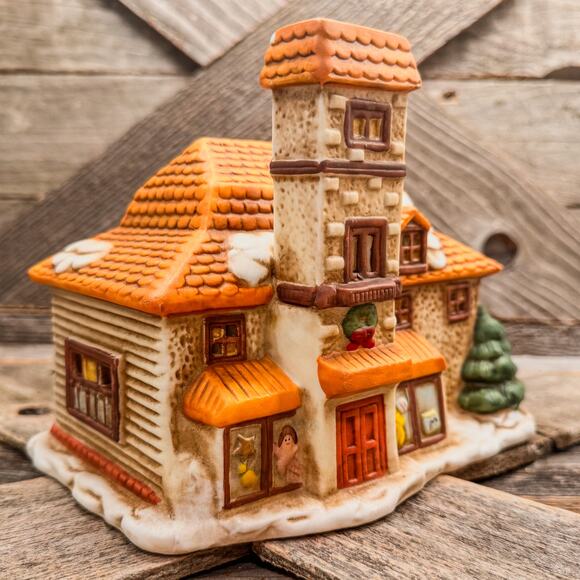 1990's Vintage, Toy Shop, Dickensville Porcelain Christmas Village Collection - Picture 3 of 8